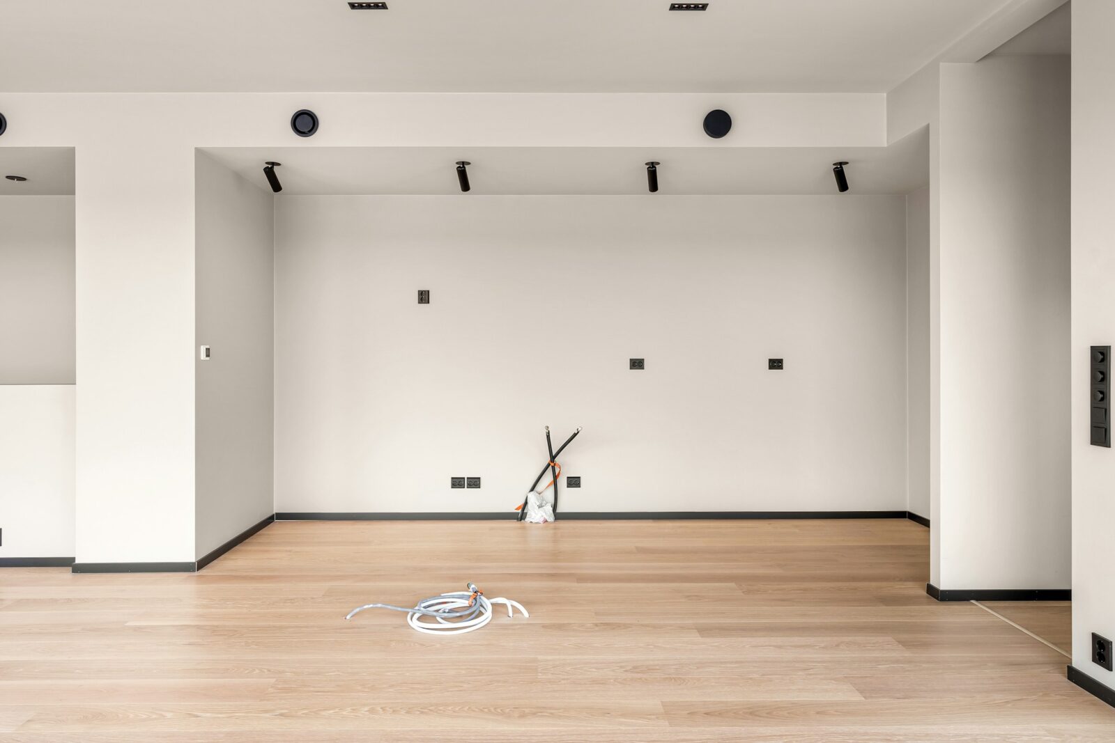 Best laser measures in Canada for checking room dimensions before home projects